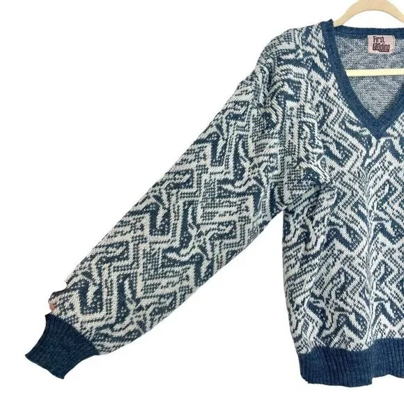 First Landing Sweater Mens Large Blue Abstract Wool V Neck Pullover Knit Vintage - Picture 3 of 12